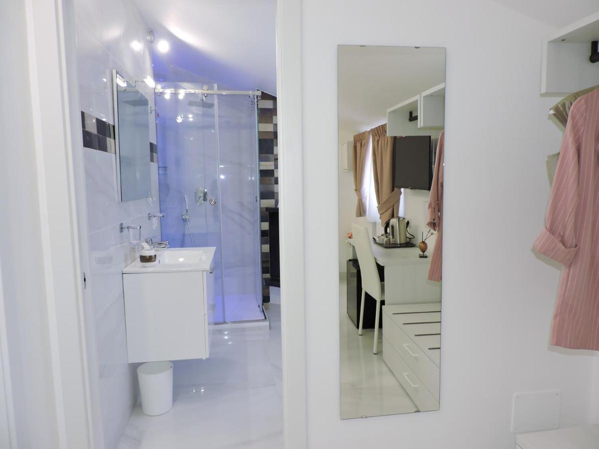 Villa Gabriella - Rooms & Breakfast ซานตาเญลโล ภายนอก รูปภาพ